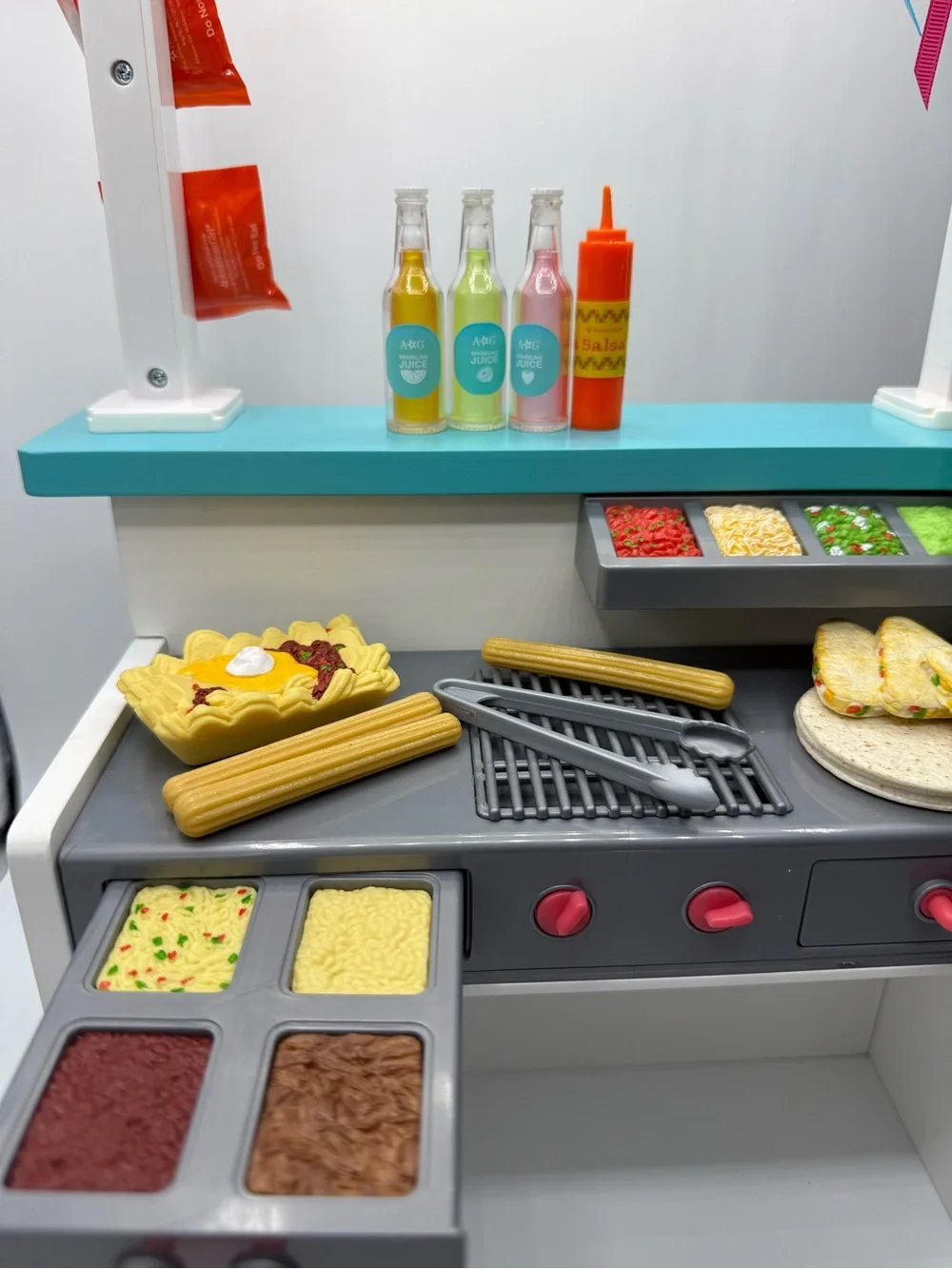 American Girl Truly Me Snack / Taco Stand with Accessories